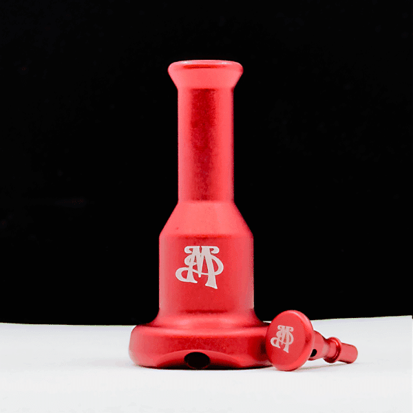 Madhatter Glasswoks - Pugernaut - Red